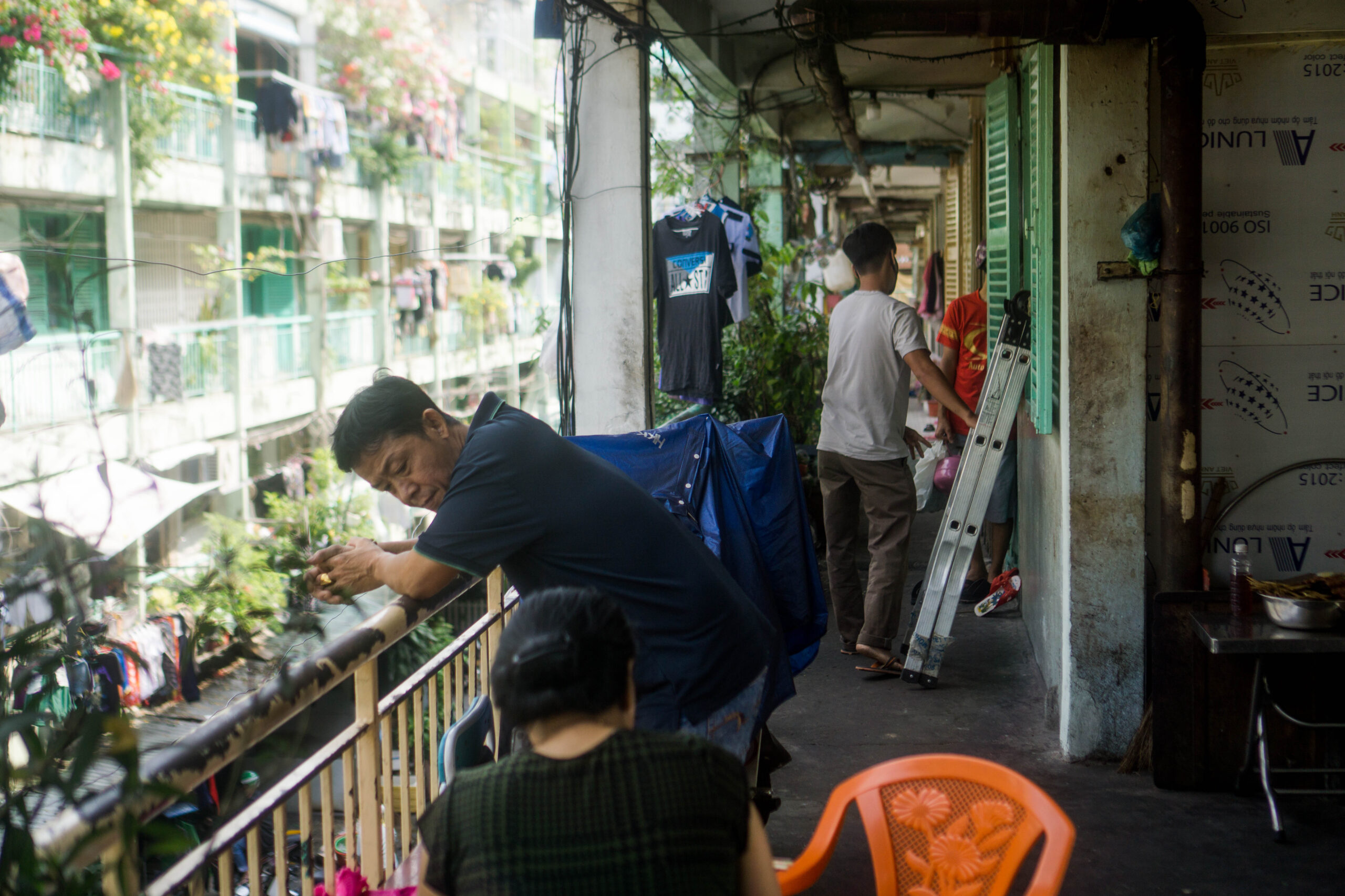 explore Nguyen Thien Thuat apartment 