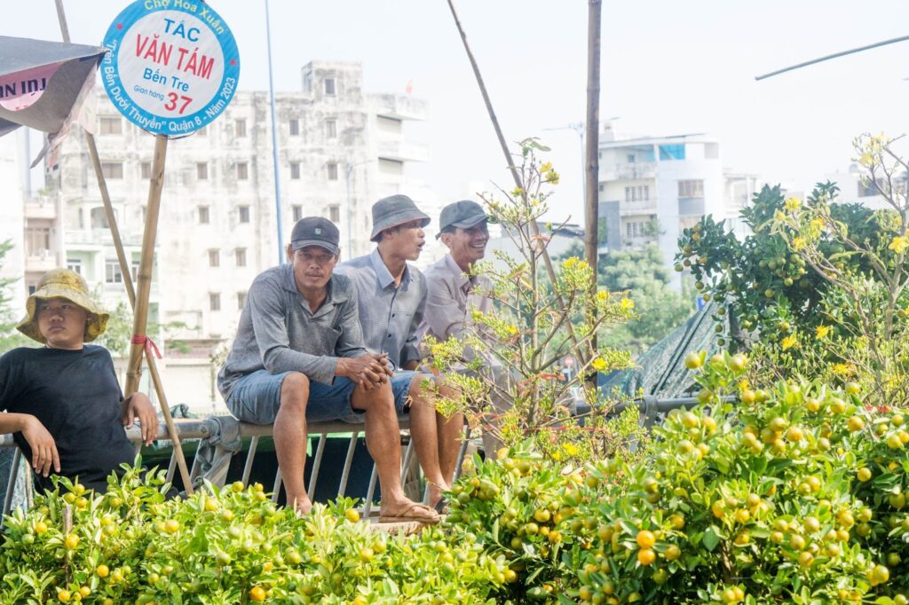 flower market tet saigon life