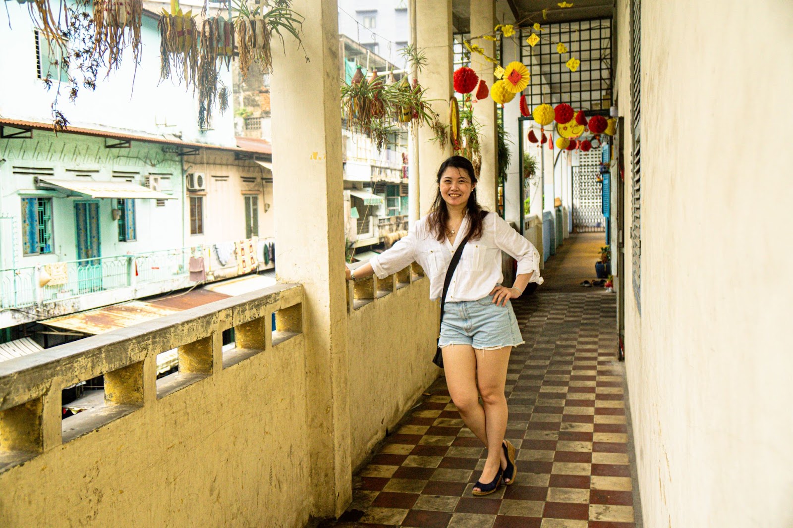 explore cholon chinatown saigon