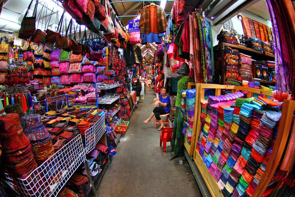 soai kinh lam market cholon fabric