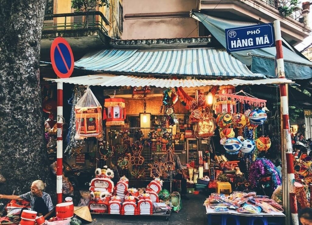 hang ma street hanoi old quarter