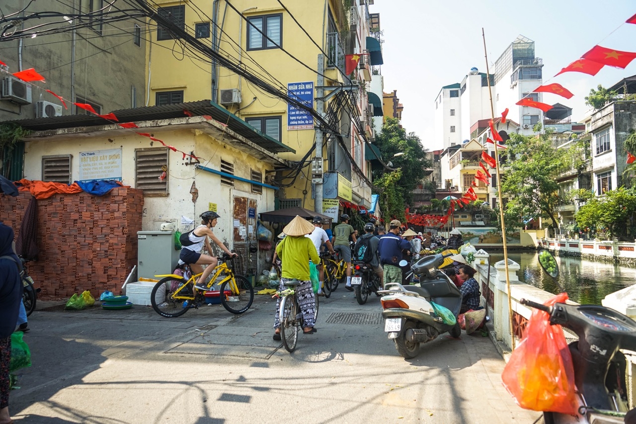 hanoi cycling tours