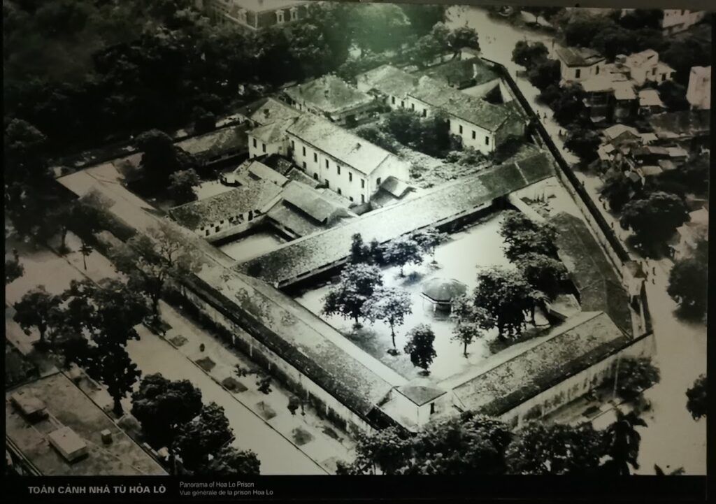hoa lo prison in the past