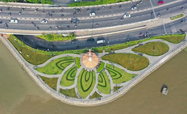 Exploring Bach Dang Wharf Park in Ho Chi Minh City 