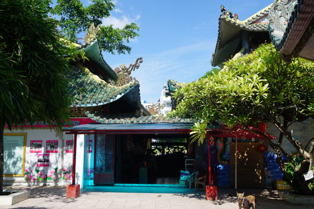 phu chau floating temple ho chi minh city tour cycling