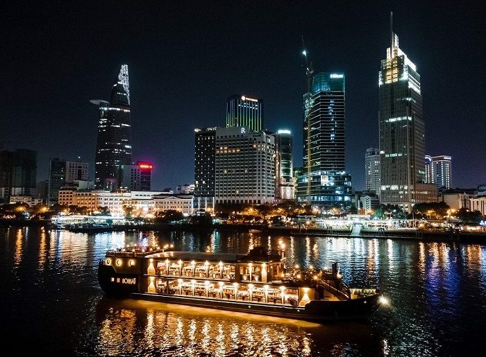 Exploring Bach Dang Wharf Park in Ho Chi Minh City 