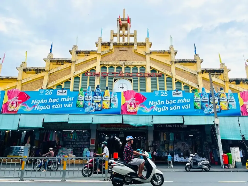 Tan Dinh market