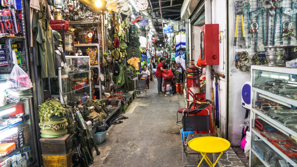 Dan sinh market - local market ho chi minh vietnam