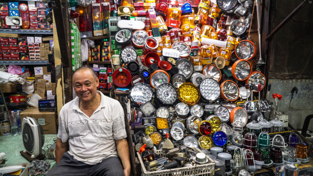 Dan sinh market - local market ho chi minh vietnam