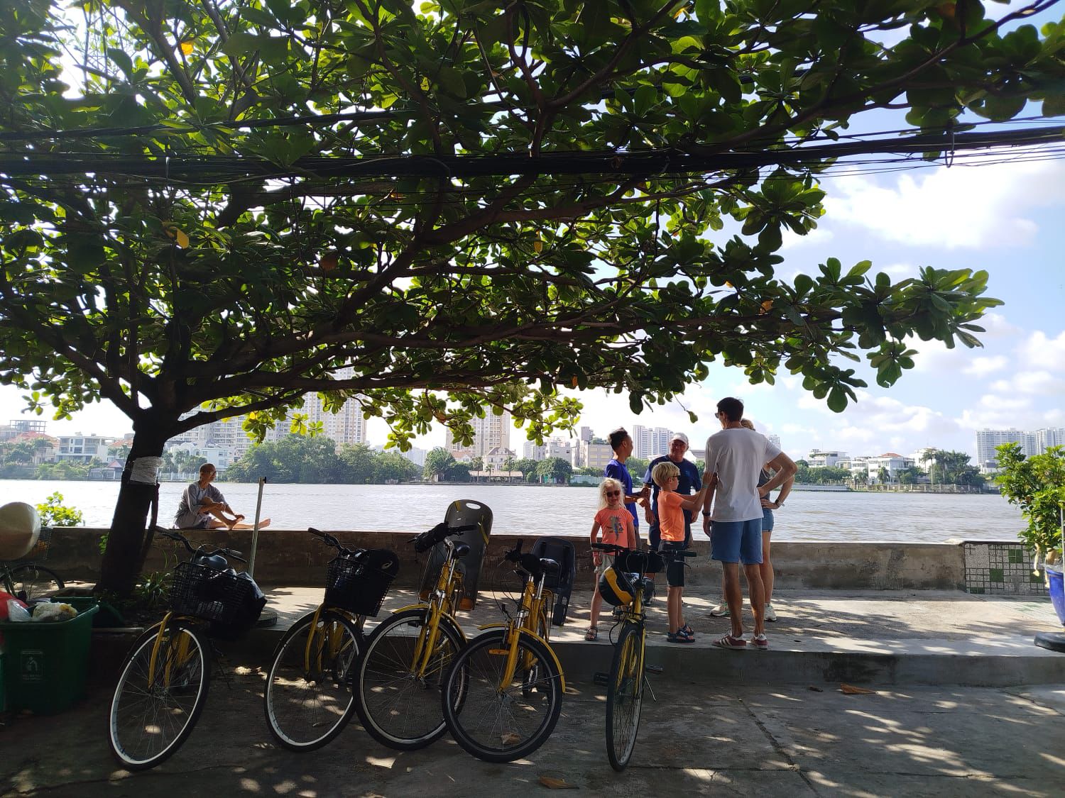 cycling family ho chi minh