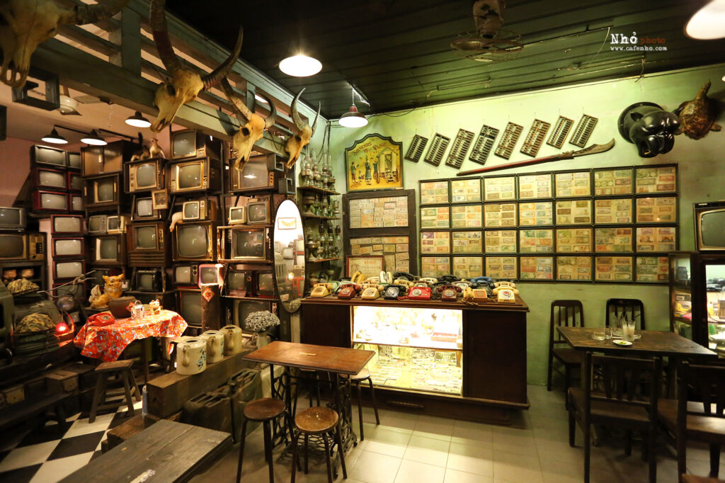 vintage coffee shop in ho chi minh city