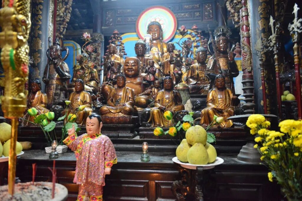 oldest temple in ho chi minh city