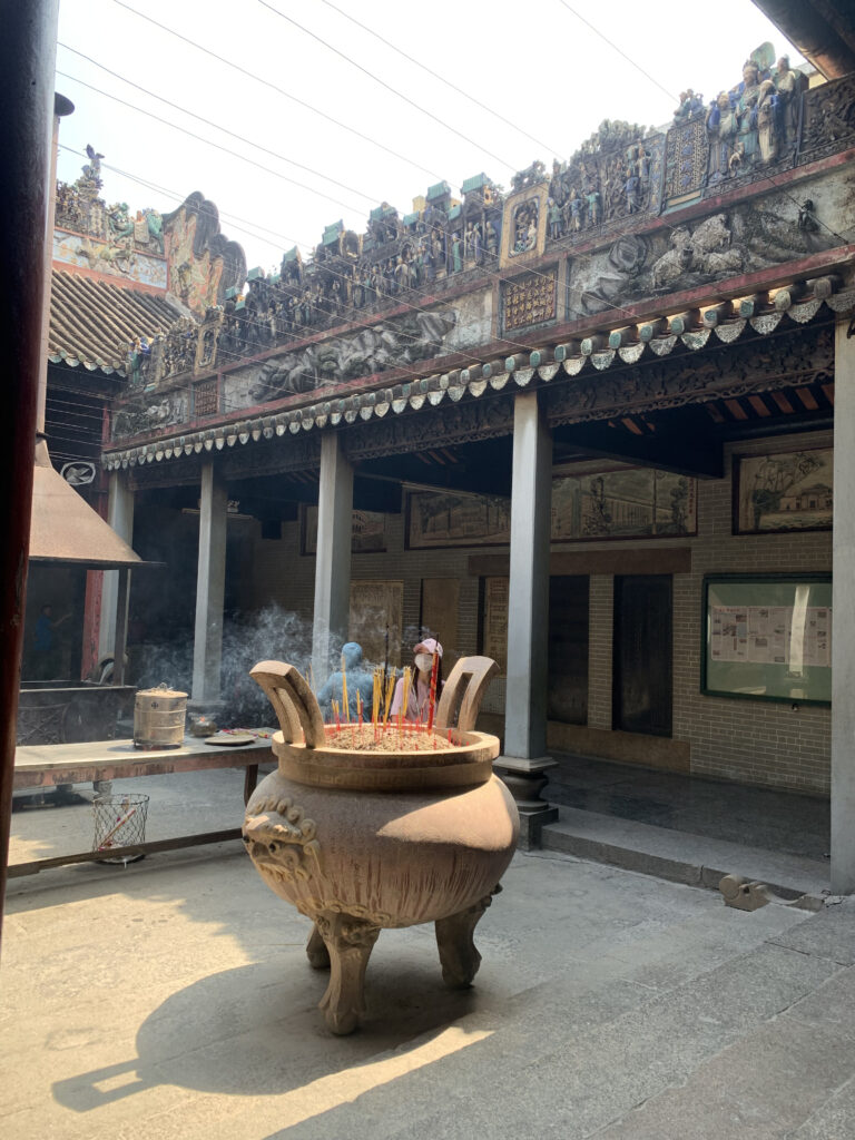 oldest temples in ho chi minh city