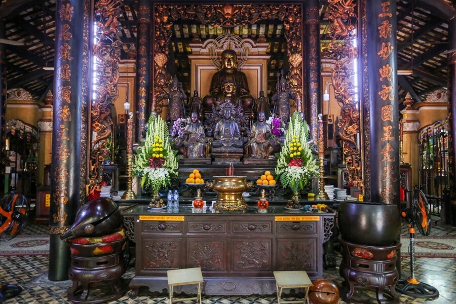 oldest temple in ho chi minh city