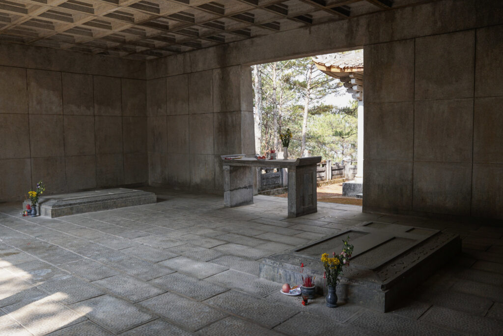 Nguyen Huu Hao Tomb