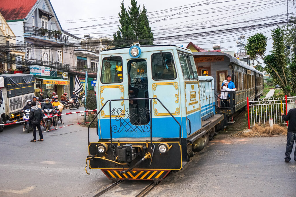 trai mat station in da lat