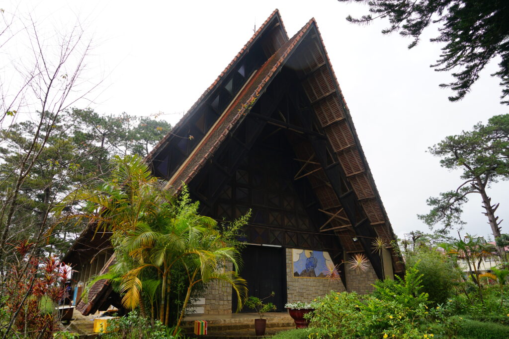 Cam Ly Parish Church