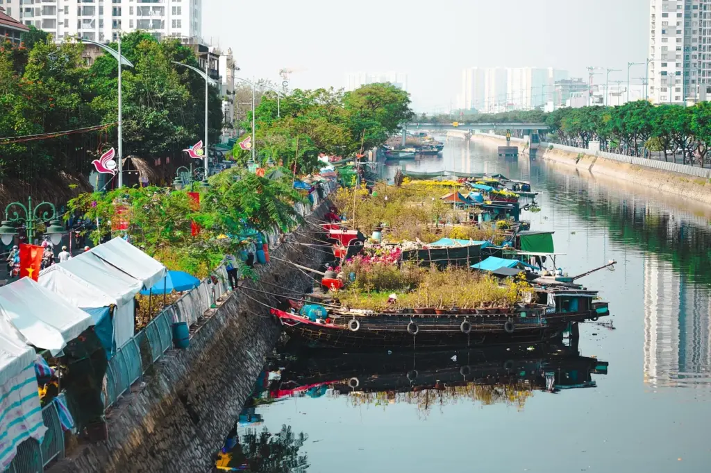 traditional festivals in vietnam