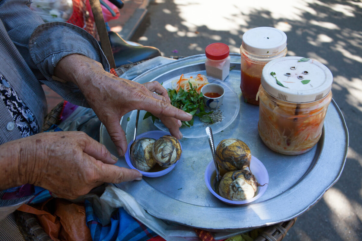 Vietnamese balut