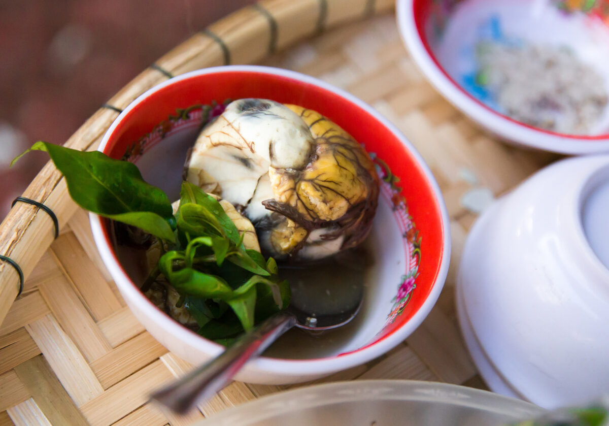 Vietnamese balut