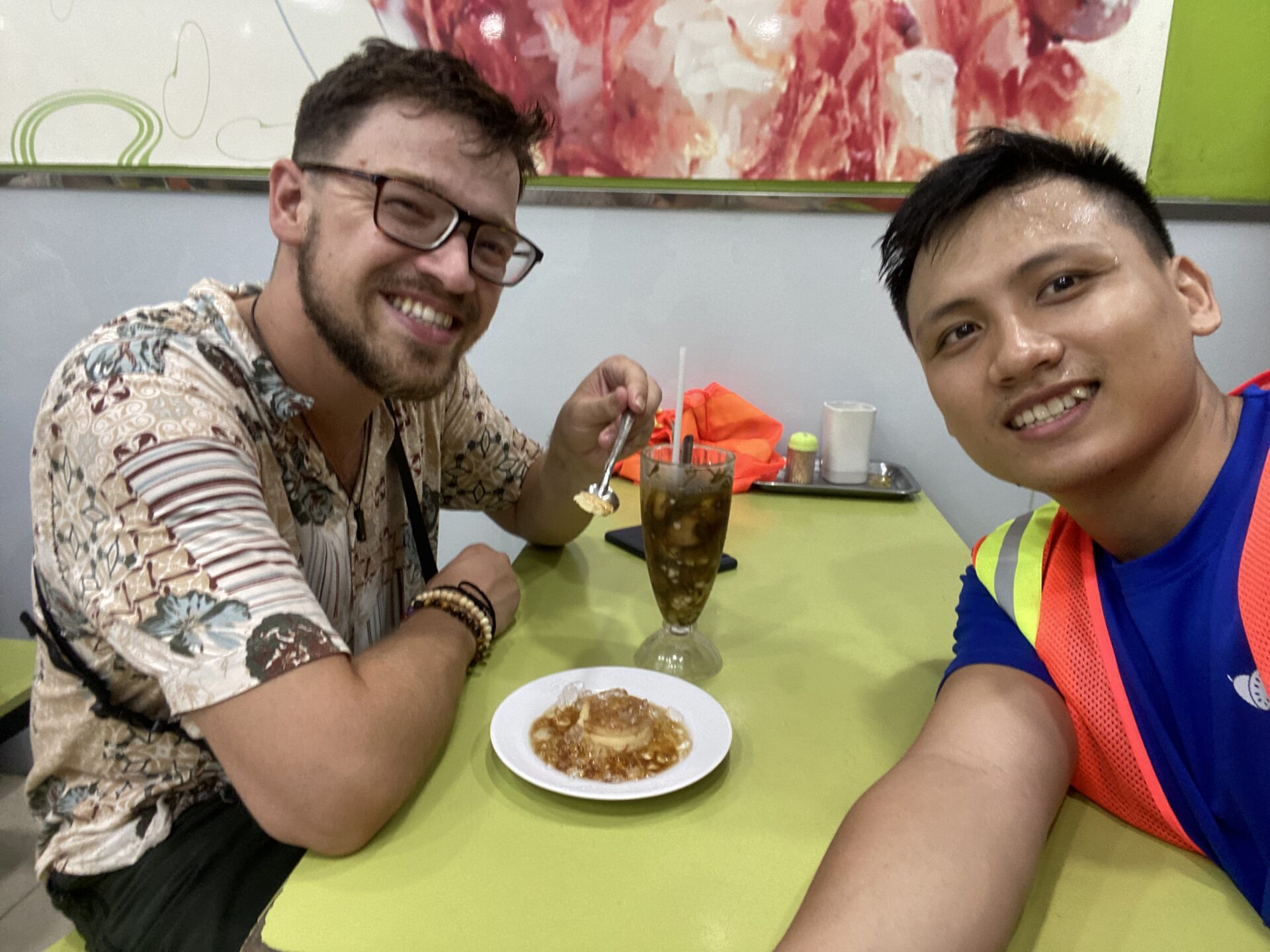 saigon foodie night ride