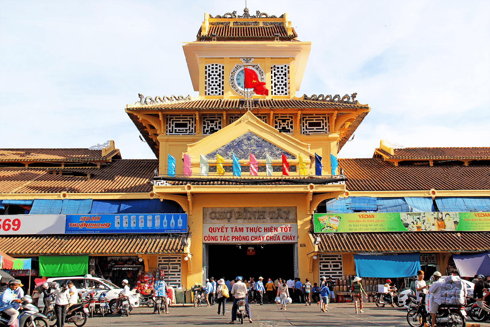 Shopping in Ho Chi Minh City