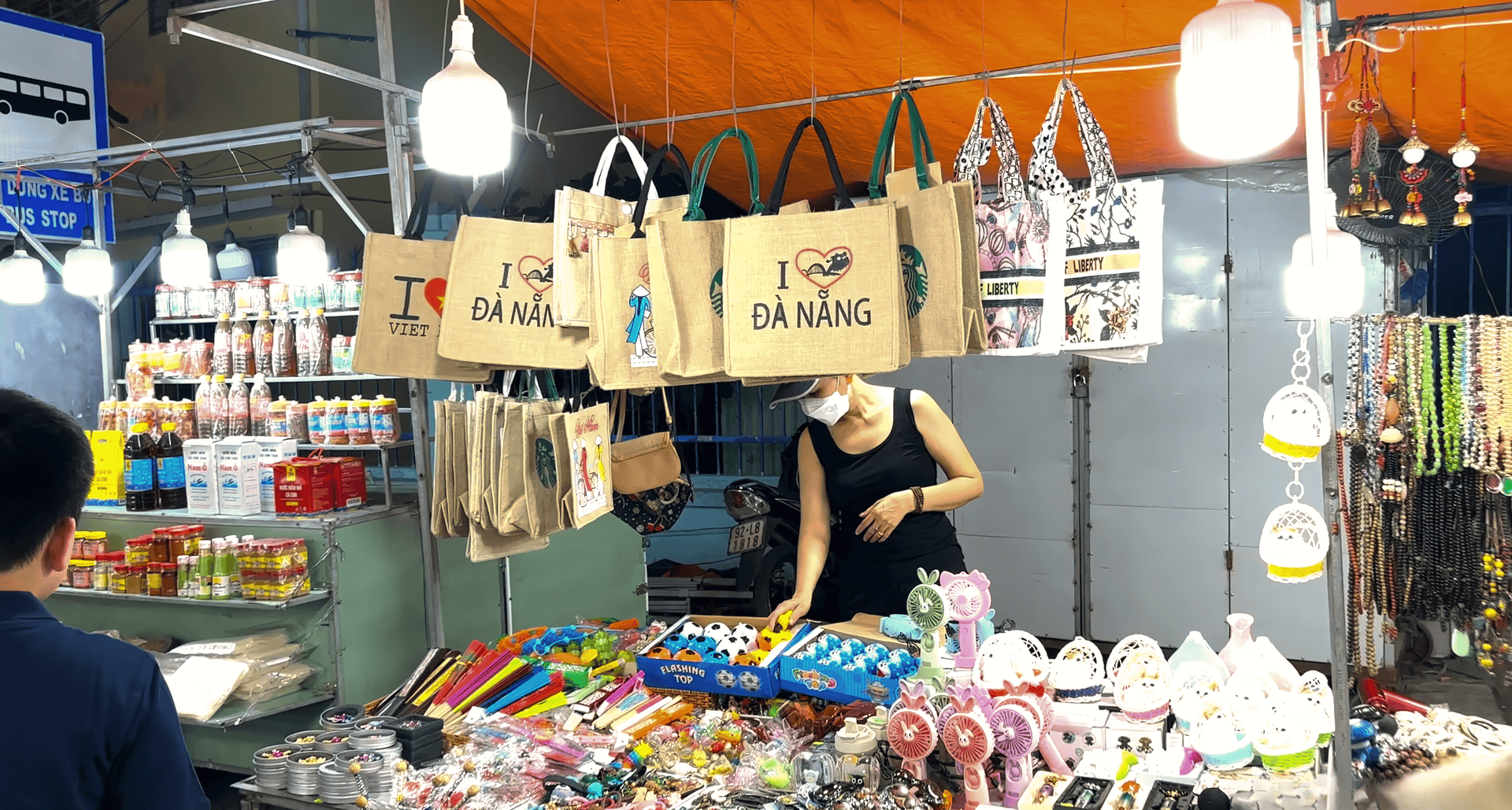 Da Nang Night Market
