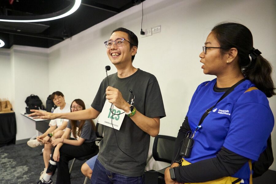 human bingo networking game - team bonding games - Jackfruit