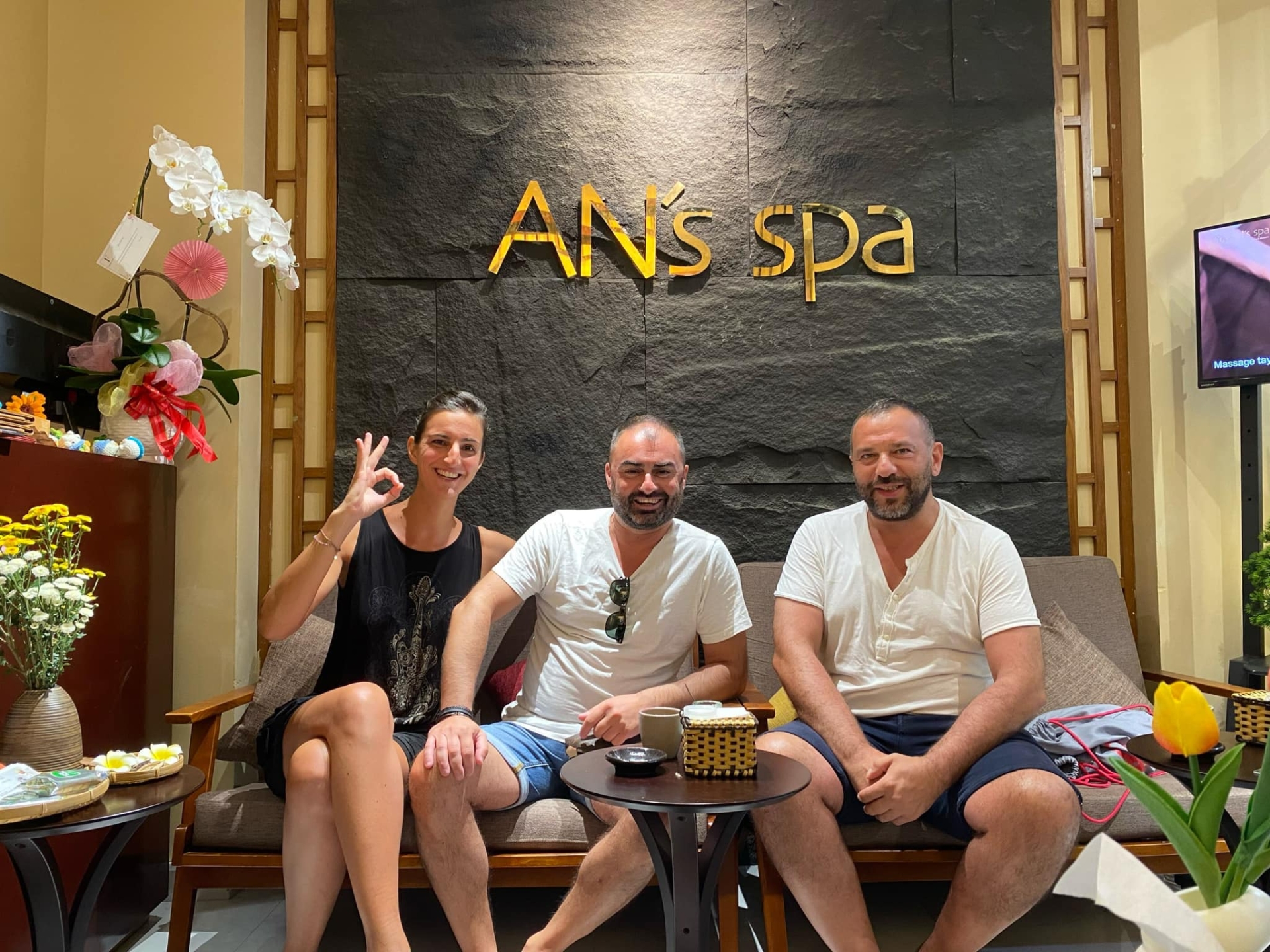 best massage and spa district 1