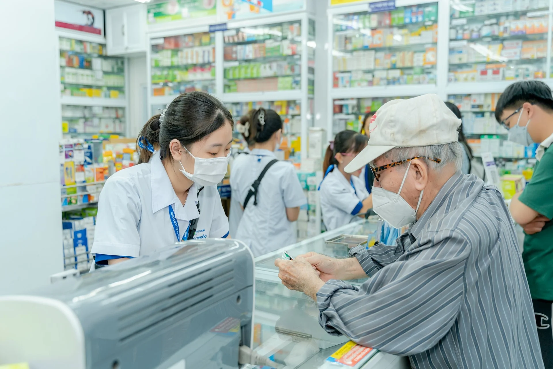 cheap things to buy in vietnam