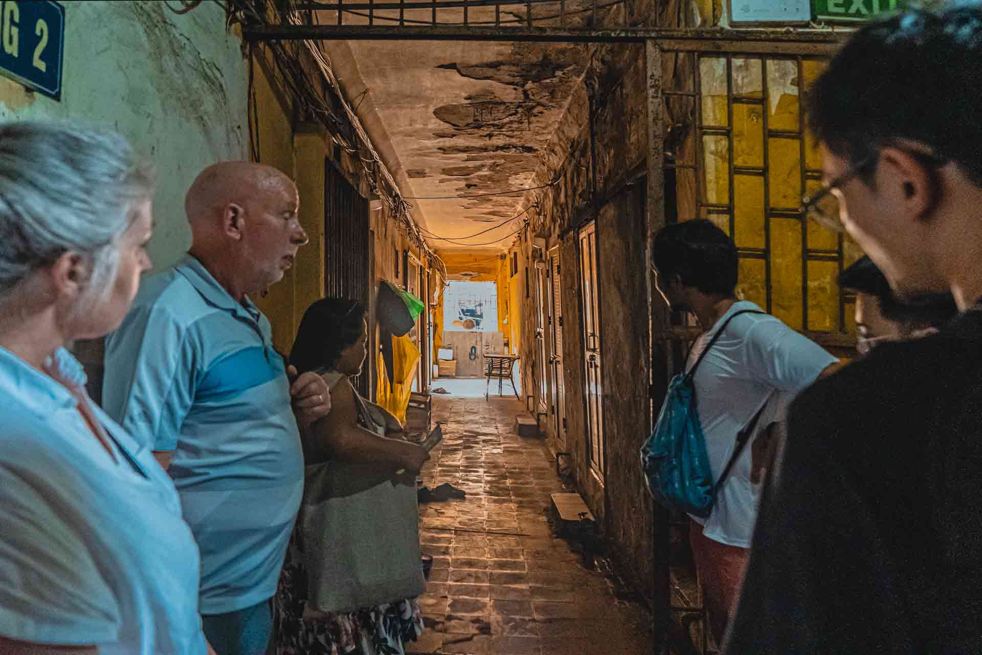 offbeat things to do in hanoi