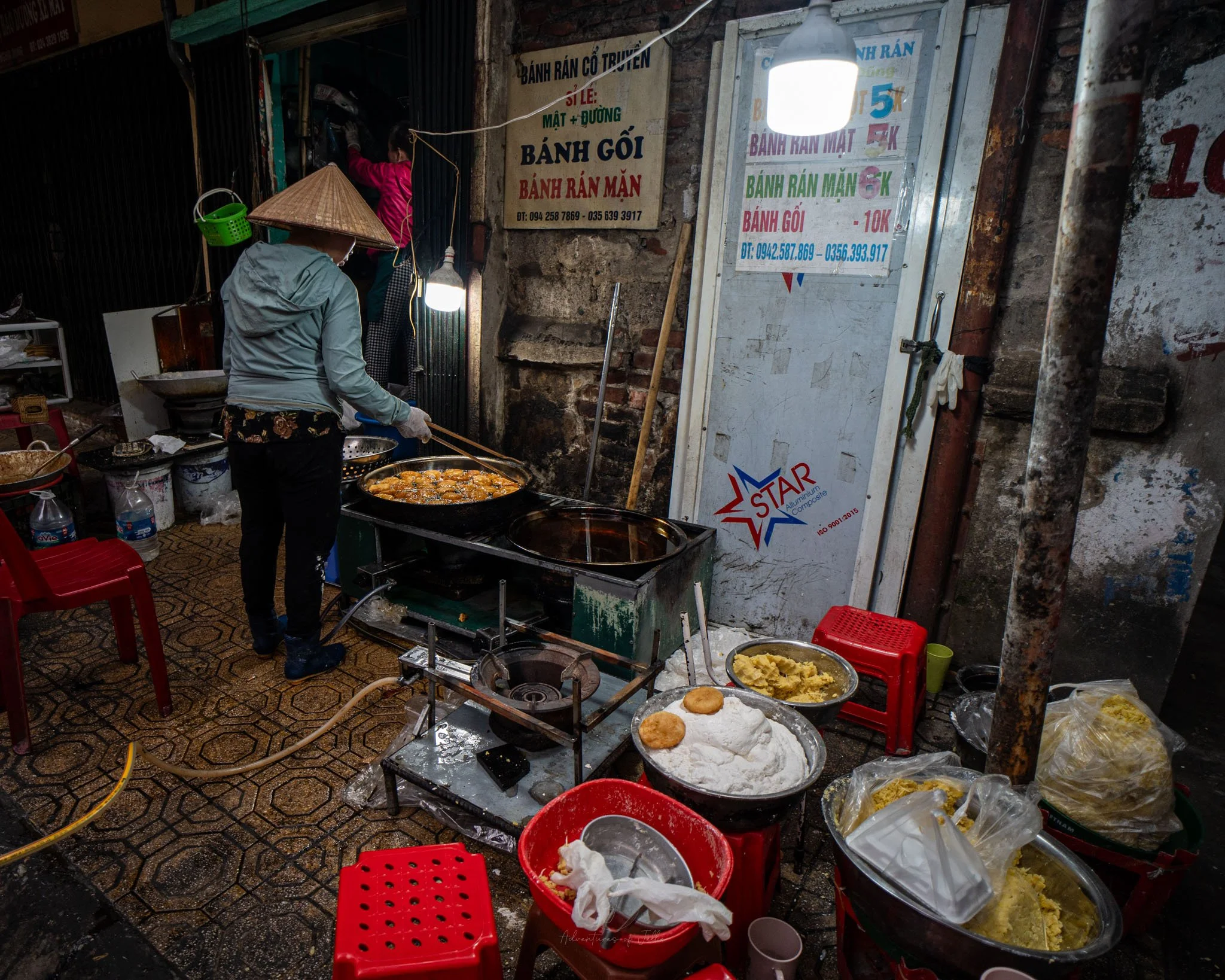 Hanoi Foodie Night Ride: Cycle, Eat, Repeat - Image 20