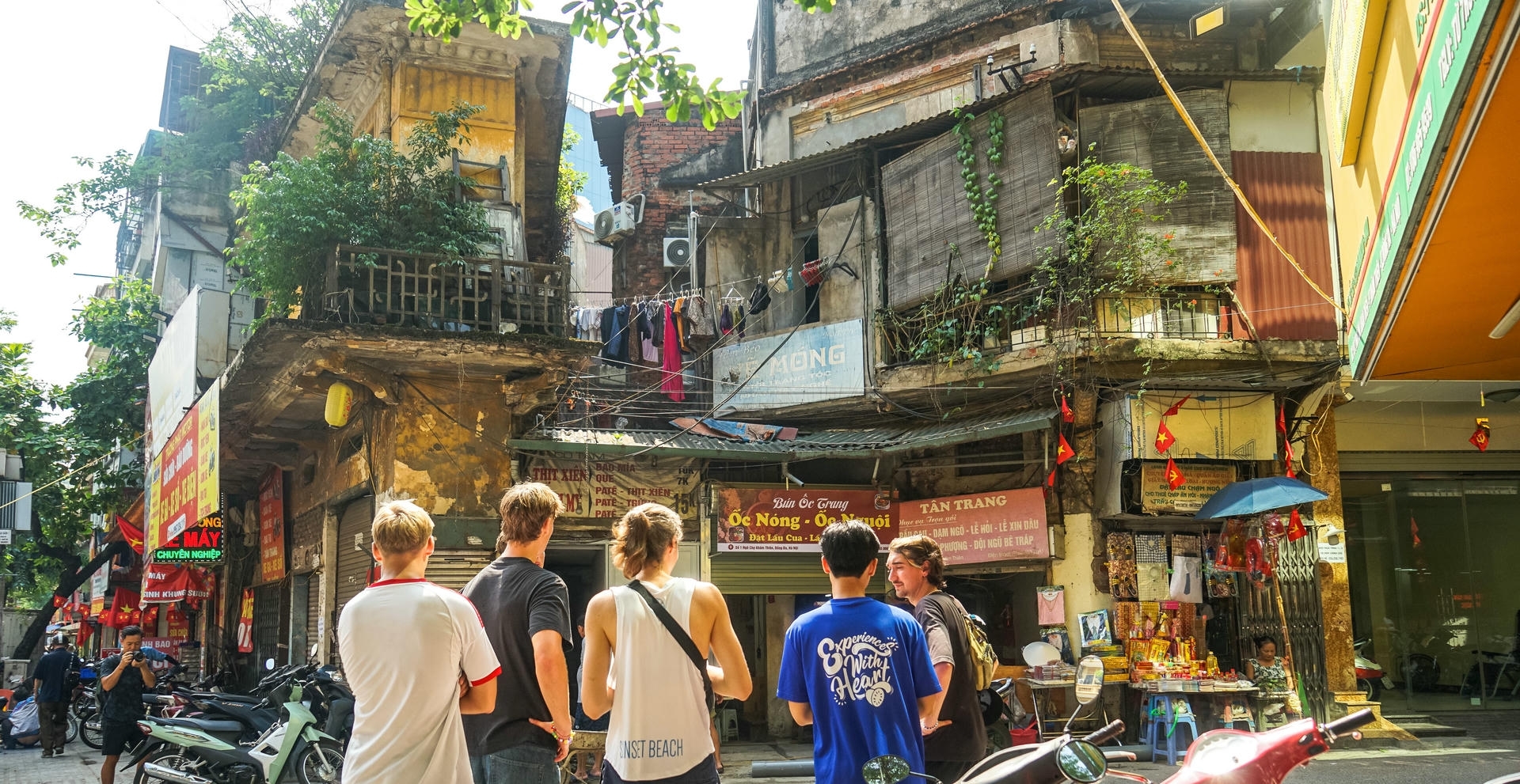 hanoi bike tour off the beaten path