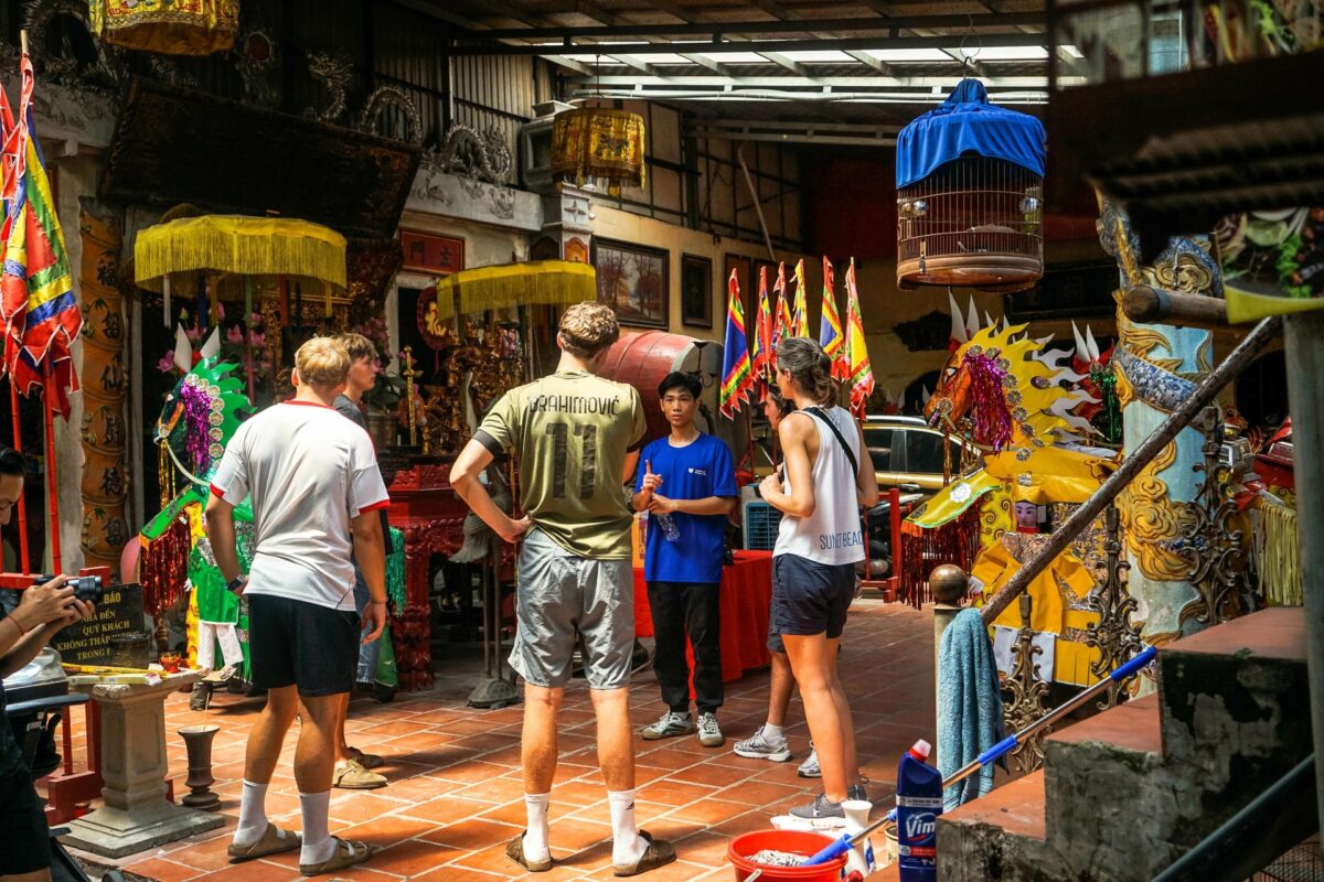 hanoi off the beaten path cycling tour