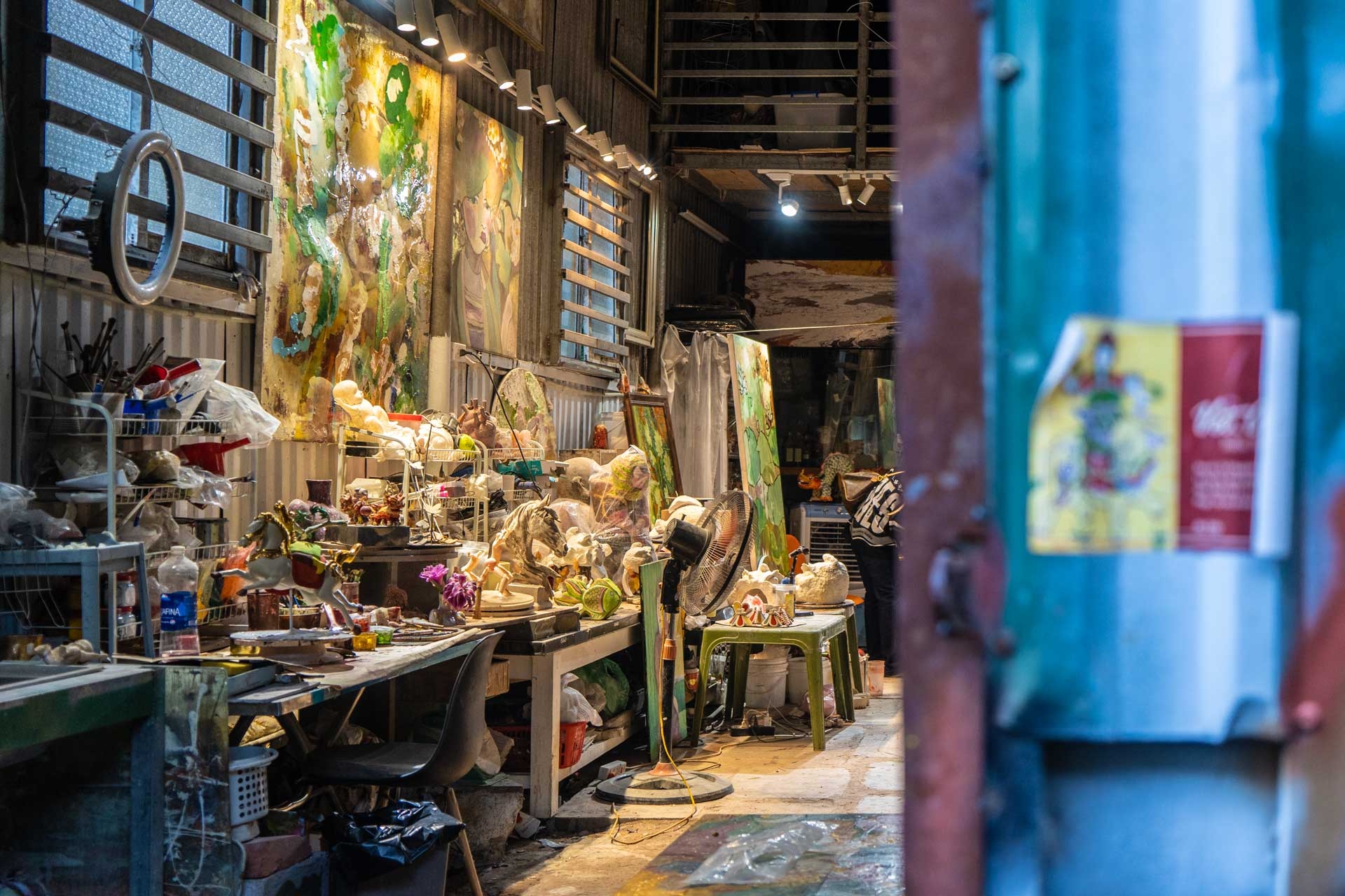 unusual things to do in hanoi