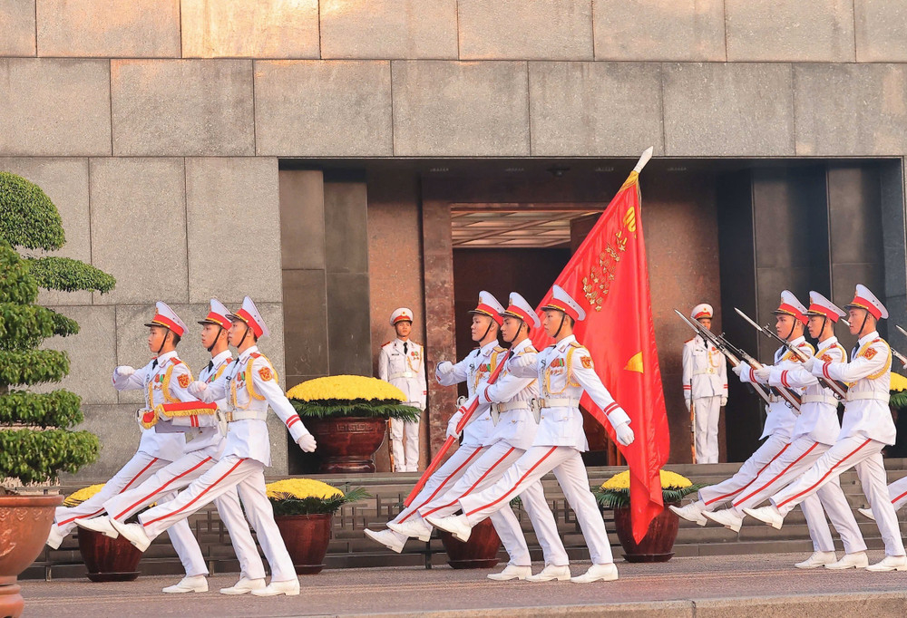 things to do in Ho Chi Minh Mausoleum