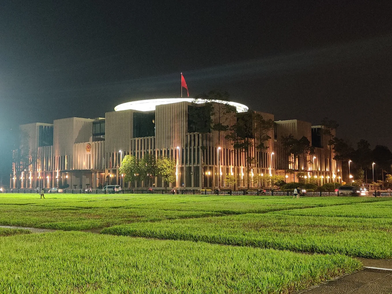 things to do in ho chi minh mausoleum