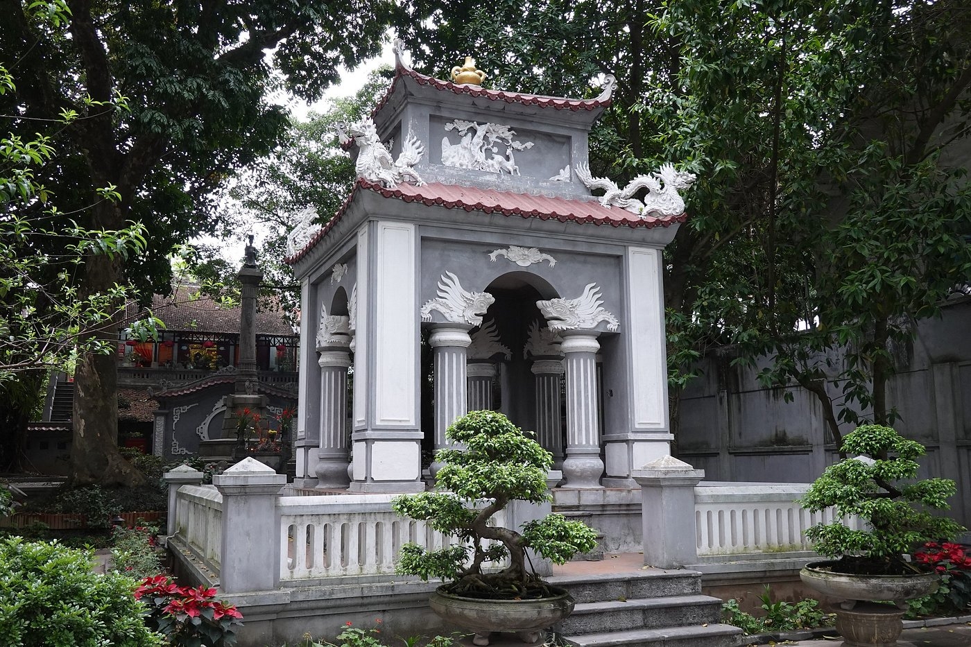 ngoc son temple