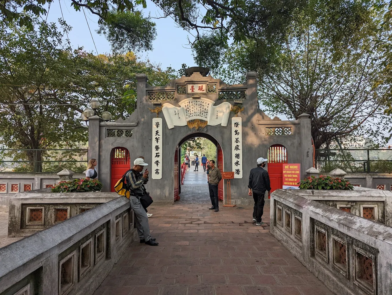 ngoc son temple