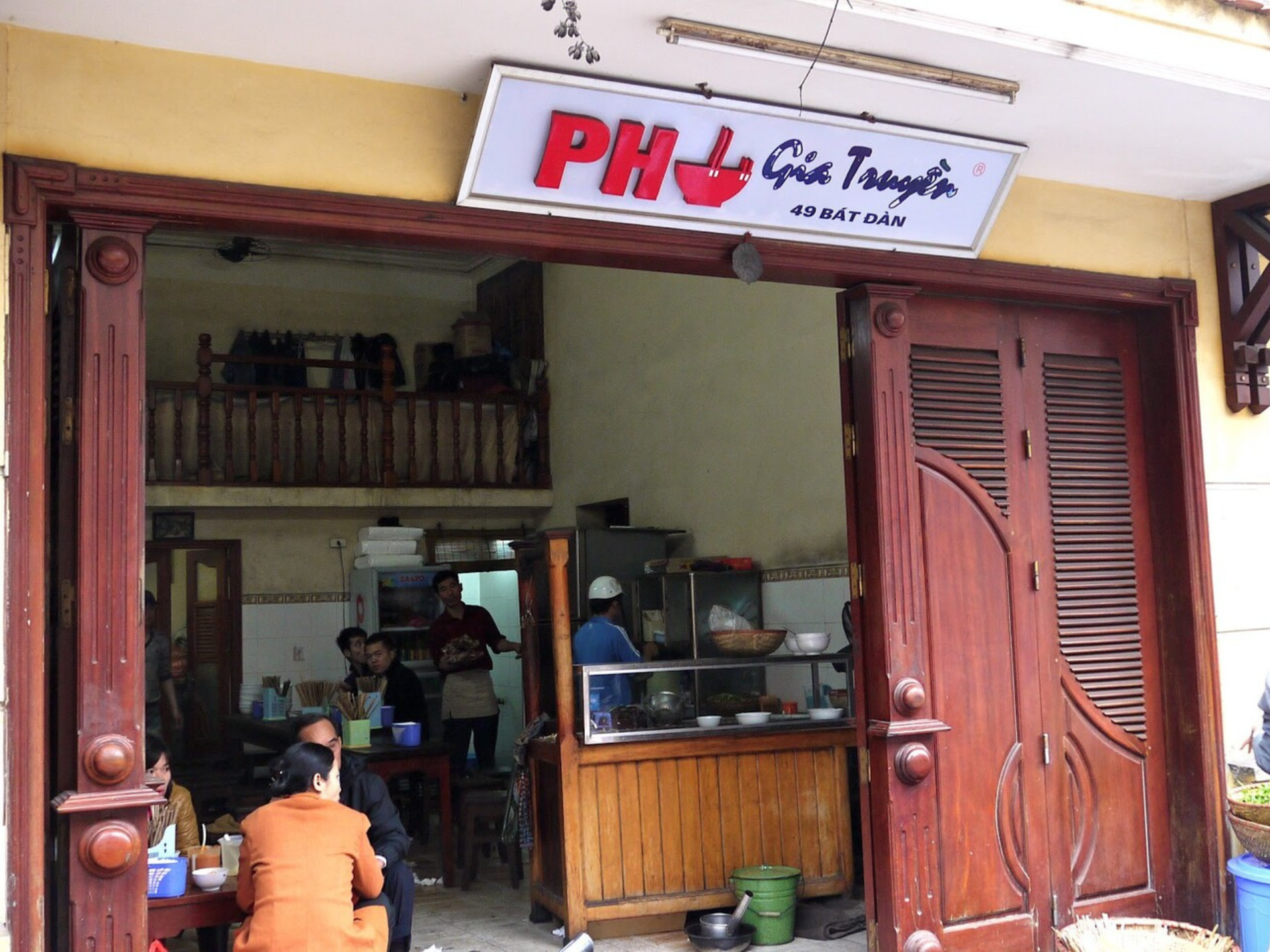 what to eat in Hanoi