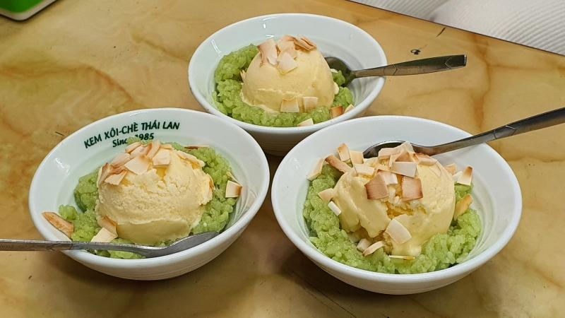 what to eat in Hanoi