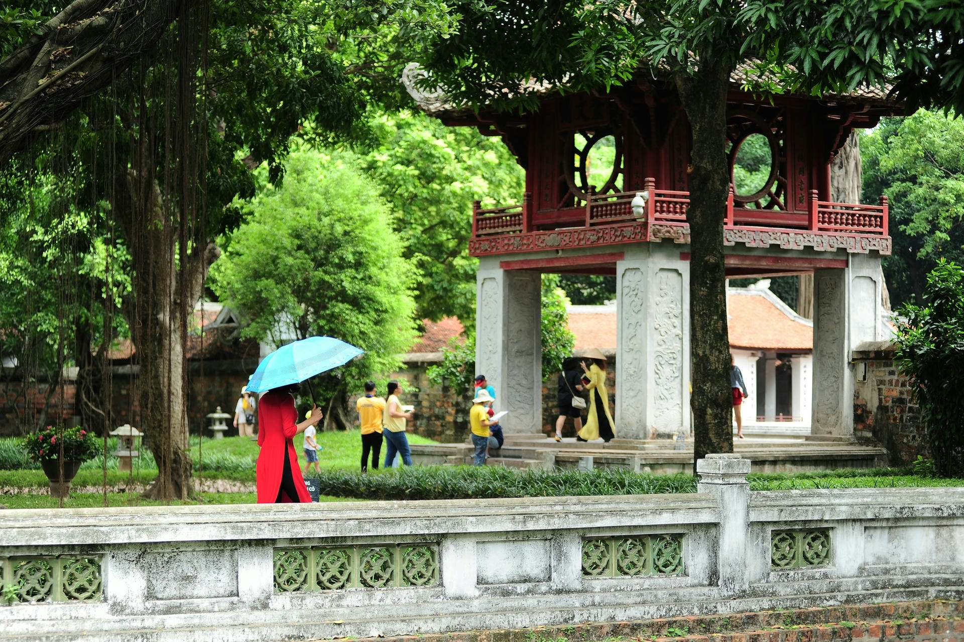 hanoi temple