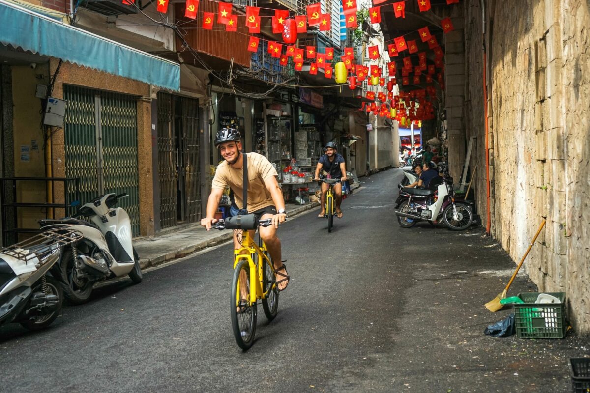 cycling in Hanoi