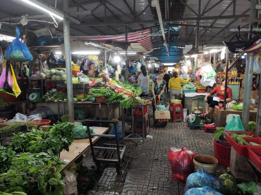 Ho Chi Minh night market
