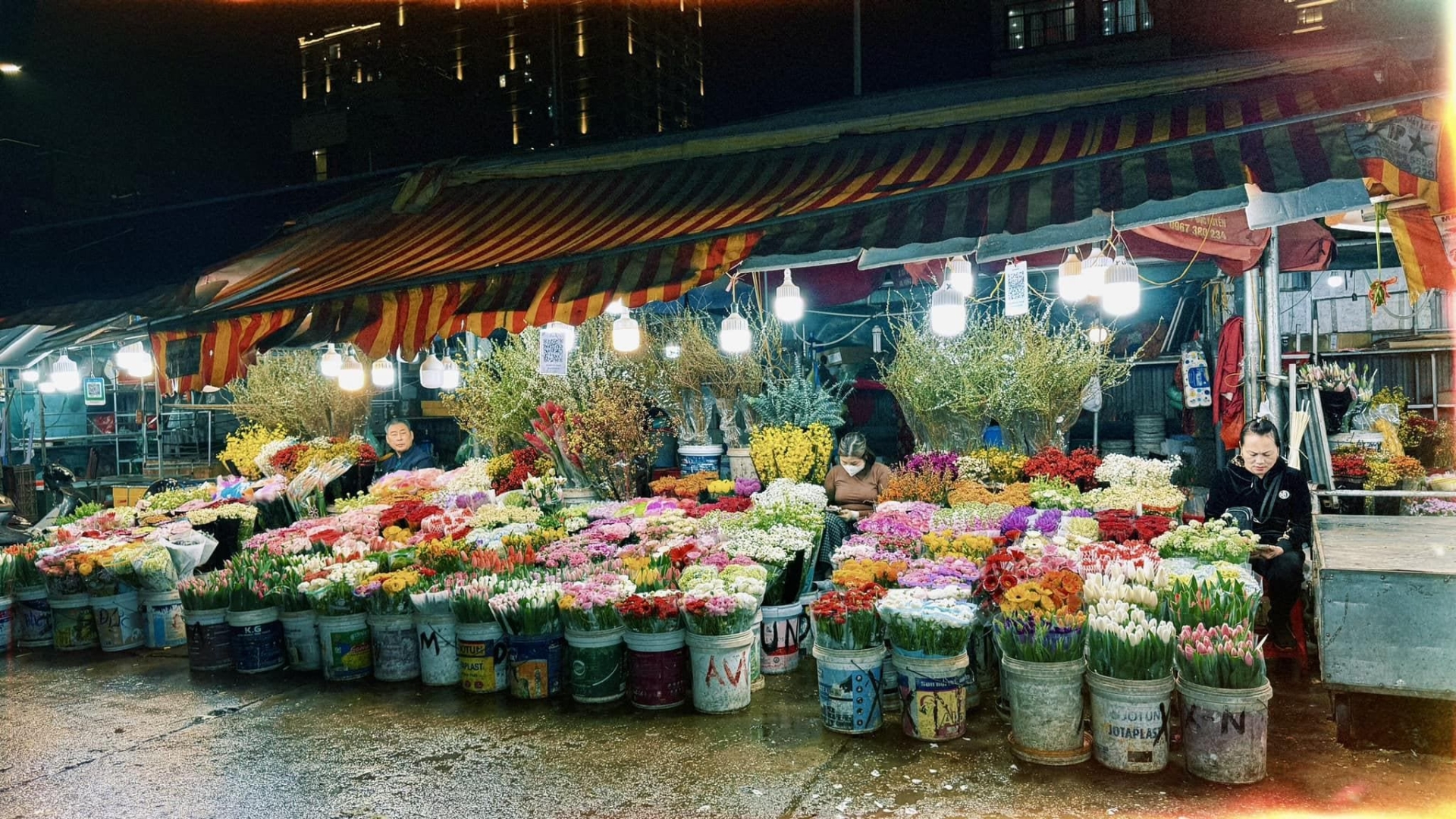 flower market hanoi