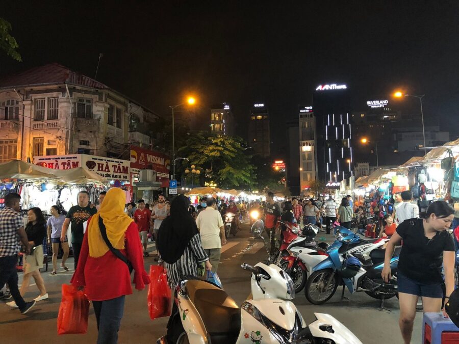 Ho Chi Minh night market