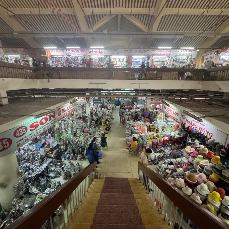 ho chi minh night market