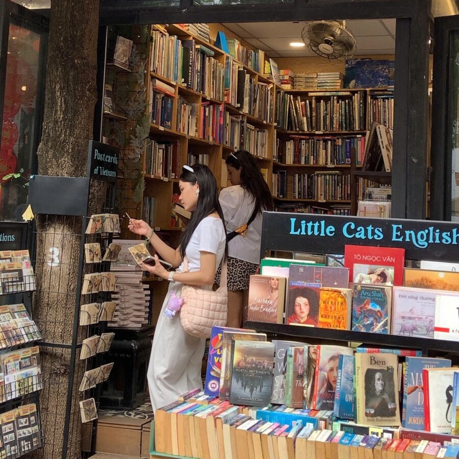 english bookstore