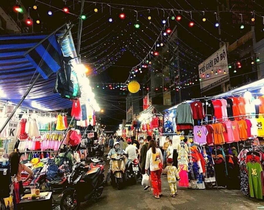 Ba Chieu market