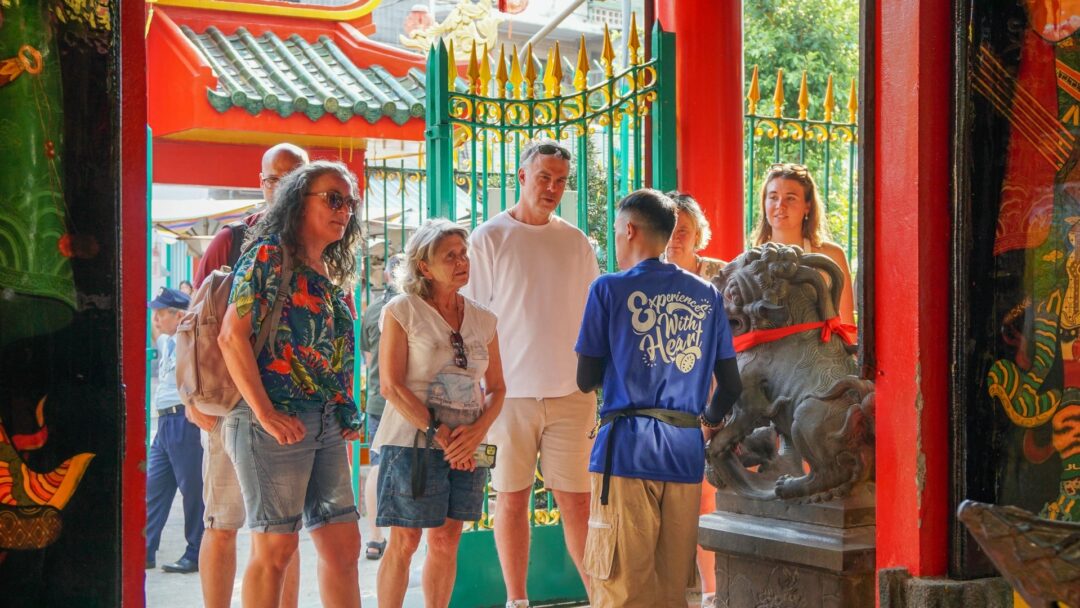 1 Day in Ho Chi Minh City: Chinatown Discovery